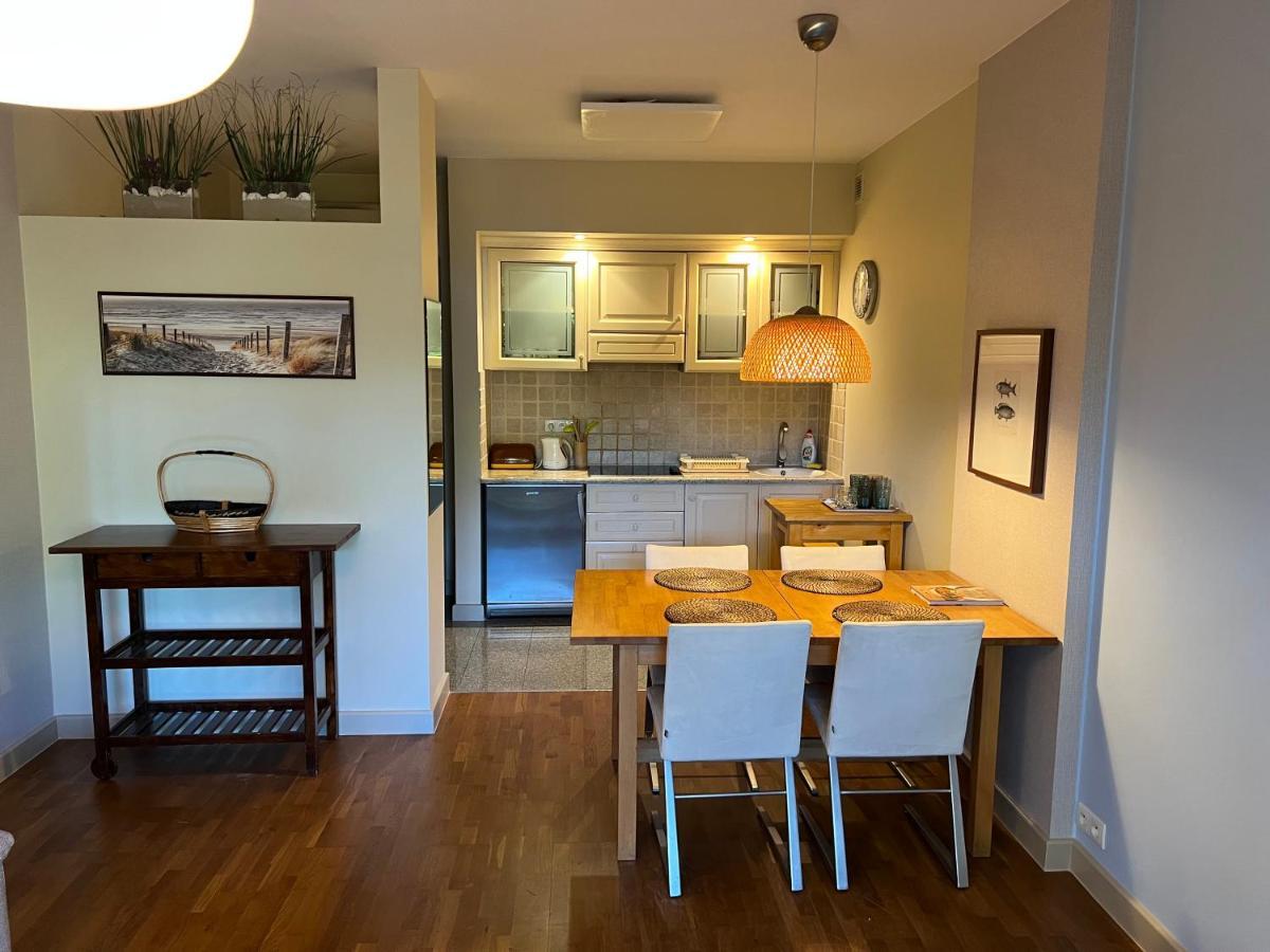 Apartament Bryza - Szczesliwa Dziewiatka Jurata Exteriör bild
